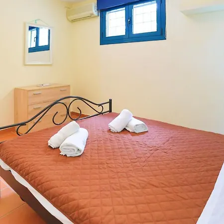 Apartament Tina
